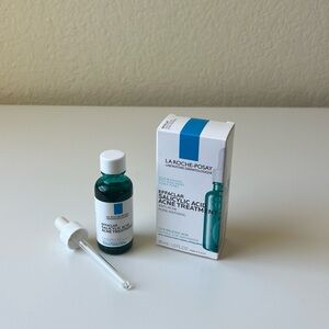 La Roche-Posay Effaclar Salicylic Acid Acne Treatment Serum | 30ml | NIB
